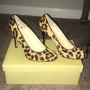 Leopard calf hair pumps